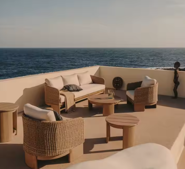 Milo Sofa